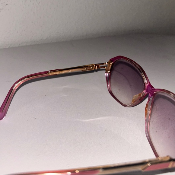 Celine oversized sunglasses in great condition. Check out my Celine Scarves!! - Picture 7 of 7